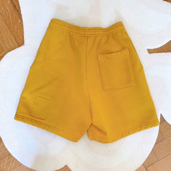 NWT Cherry LA Mountain Wear Sweatshorts Cali Gold Size Small “A Brighter Future” - Picture 11 of 13